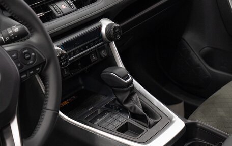 Toyota RAV4, 2025 год, 3 700 000 рублей, 22 фотография