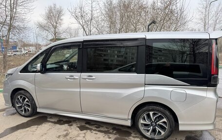 Honda Stepwgn IV, 2021 год, 2 270 000 рублей, 4 фотография