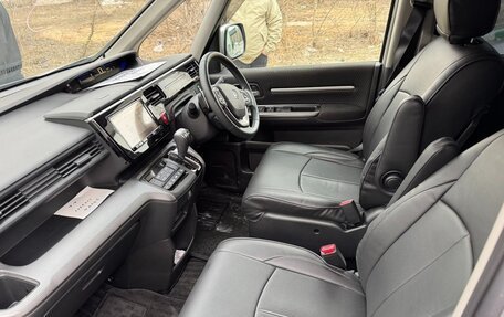 Honda Stepwgn IV, 2021 год, 2 270 000 рублей, 13 фотография