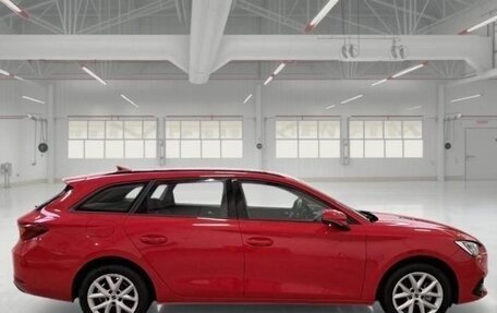 SEAT Leon IV, 2023 год, 1 569 000 рублей, 2 фотография