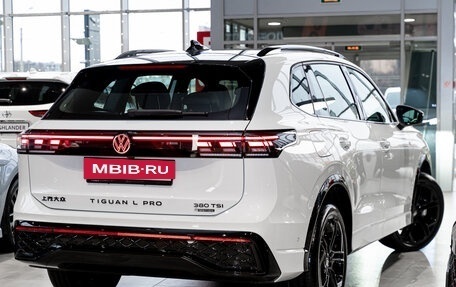 Volkswagen Tiguan, 2025 год, 5 400 000 рублей, 5 фотография