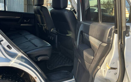 Mitsubishi Pajero IV, 2011 год, 1 850 000 рублей, 12 фотография