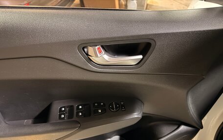 Hyundai Solaris II рестайлинг, 2020 год, 1 250 000 рублей, 17 фотография