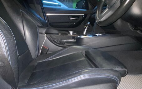 BMW 3 серия, 2018 год, 1 860 000 рублей, 6 фотография