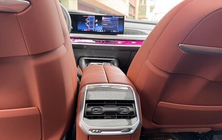 BMW 7 серия, 2025 год, 15 500 000 рублей, 11 фотография