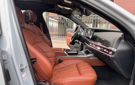 BMW 7 серия, 2025 год, 15 500 000 рублей, 10 фотография