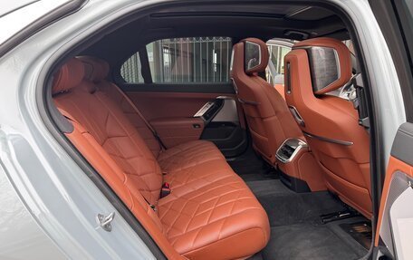 BMW 7 серия, 2025 год, 15 500 000 рублей, 17 фотография