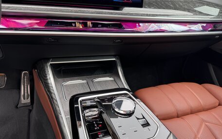 BMW 7 серия, 2025 год, 15 500 000 рублей, 22 фотография