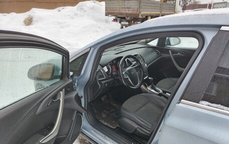 Opel Astra J, 2012 год, 620 000 рублей, 4 фотография