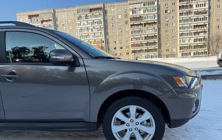 Mitsubishi Outlander III рестайлинг 3, 2012 год, 1 170 000 рублей, 10 фотография