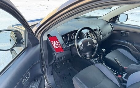 Mitsubishi Outlander III рестайлинг 3, 2012 год, 1 170 000 рублей, 17 фотография