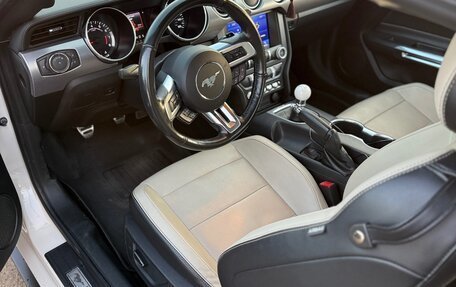 Ford Mustang VI рестайлинг, 2020 год, 5 700 000 рублей, 8 фотография