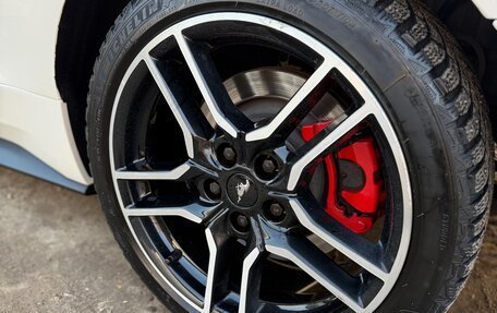 Ford Mustang VI рестайлинг, 2020 год, 5 700 000 рублей, 10 фотография