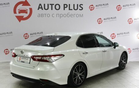 Toyota Camry, 2021 год, 3 490 000 рублей, 2 фотография