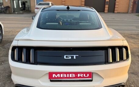 Ford Mustang VI рестайлинг, 2020 год, 5 700 000 рублей, 6 фотография