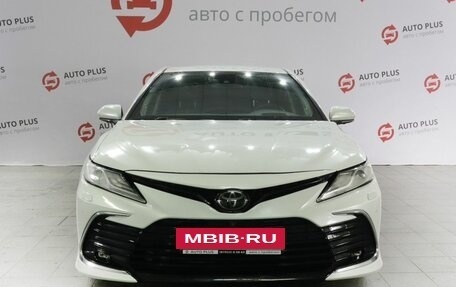 Toyota Camry, 2021 год, 3 490 000 рублей, 5 фотография