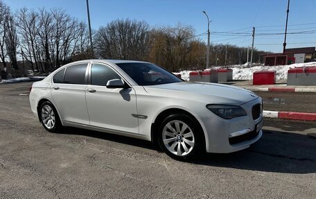 BMW 7 серия, 2011 год, 1 550 000 рублей, 10 фотография