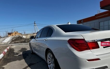BMW 7 серия, 2011 год, 1 550 000 рублей, 12 фотография