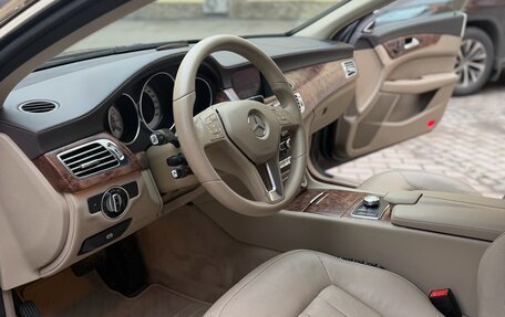 Mercedes-Benz CLS, 2013 год, 2 190 000 рублей, 10 фотография