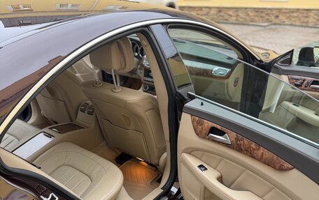 Mercedes-Benz CLS, 2013 год, 2 190 000 рублей, 16 фотография