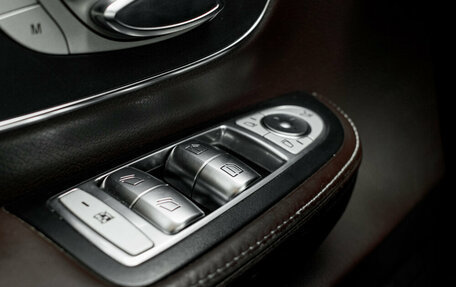 Mercedes-Benz V-Класс, 2017 год, 4 585 000 рублей, 27 фотография