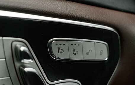 Mercedes-Benz V-Класс, 2017 год, 4 585 000 рублей, 32 фотография