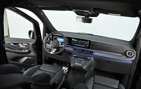 Mercedes-Benz V-Класс, 2025 год, 13 990 000 рублей, 23 фотография