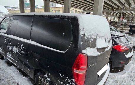 Hyundai H-1 II рестайлинг, 2021 год, 2 562 000 рублей, 3 фотография