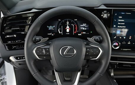 Lexus RX IV рестайлинг, 2025 год, 10 790 000 рублей, 12 фотография