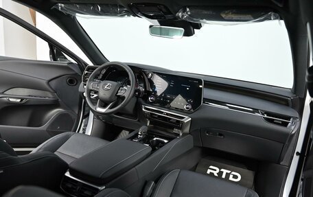 Lexus RX IV рестайлинг, 2025 год, 10 790 000 рублей, 15 фотография