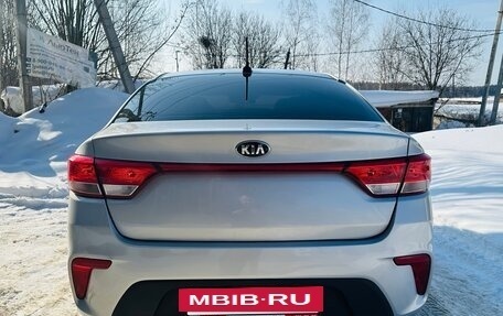 KIA Rio IV, 2017 год, 1 300 000 рублей, 4 фотография