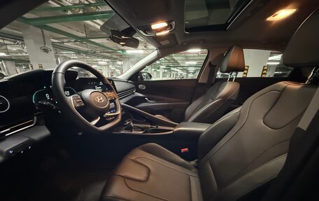 Hyundai Elantra, 2024 год, 2 450 000 рублей, 18 фотография