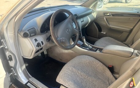 Mercedes-Benz C-Класс, 2006 год, 380 000 рублей, 7 фотография