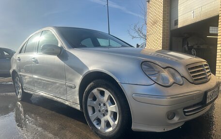 Mercedes-Benz C-Класс, 2006 год, 380 000 рублей, 6 фотография