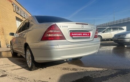 Mercedes-Benz C-Класс, 2006 год, 380 000 рублей, 3 фотография