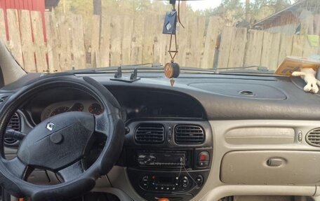 Renault Scenic III, 2002 год, 280 000 рублей, 19 фотография