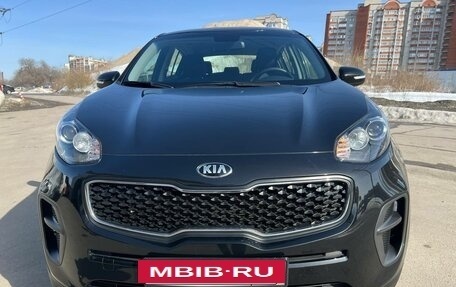 KIA Sportage IV рестайлинг, 2018 год, 2 450 000 рублей, 4 фотография