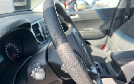 KIA Sportage IV рестайлинг, 2018 год, 2 450 000 рублей, 21 фотография