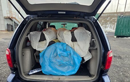 Dodge Caravan IV, 2002 год, 450 000 рублей, 12 фотография