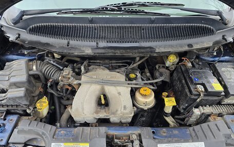 Dodge Caravan IV, 2002 год, 450 000 рублей, 20 фотография