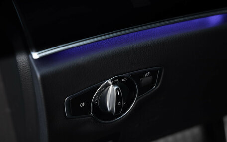 Mercedes-Benz E-Класс, 2018 год, 3 300 000 рублей, 21 фотография
