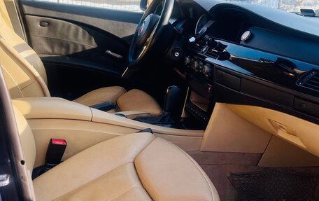 BMW 5 серия, 2004 год, 850 000 рублей, 9 фотография