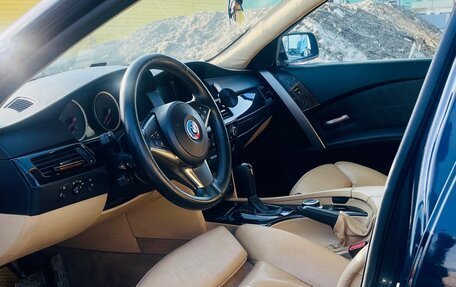 BMW 5 серия, 2004 год, 850 000 рублей, 10 фотография