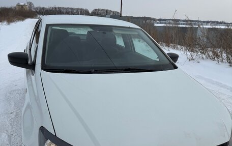 Volkswagen Polo VI (EU Market), 2018 год, 700 000 рублей, 2 фотография
