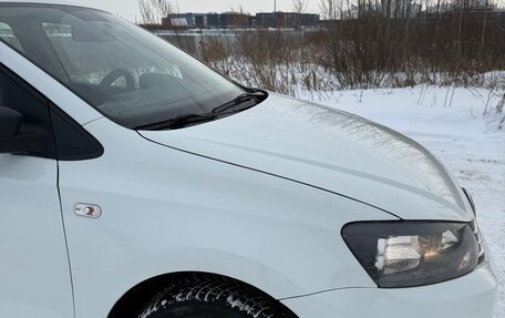 Volkswagen Polo VI (EU Market), 2018 год, 700 000 рублей, 3 фотография