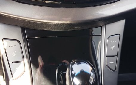 Hyundai i40 I рестайлинг, 2014 год, 1 020 000 рублей, 14 фотография