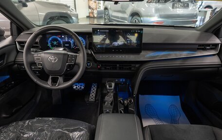 Toyota Camry, 2025 год, 3 950 000 рублей, 11 фотография