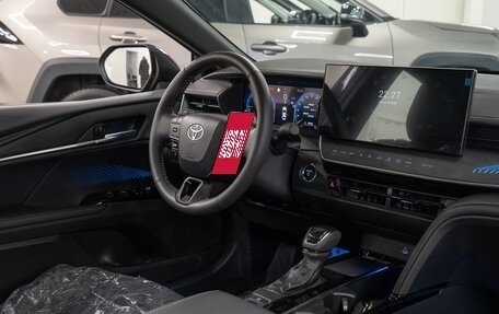 Toyota Camry, 2025 год, 3 950 000 рублей, 12 фотография