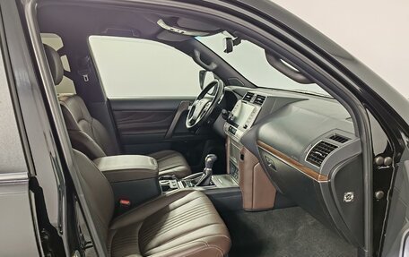 Toyota Land Cruiser Prado 150 рестайлинг 2, 2021 год, 6 735 000 рублей, 20 фотография