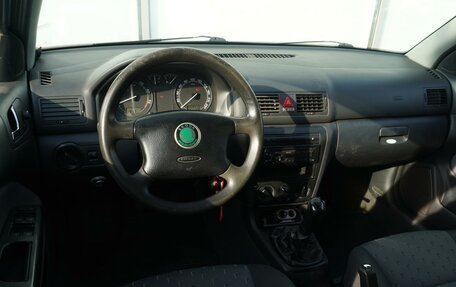 Skoda Octavia IV, 2005 год, 560 555 рублей, 10 фотография